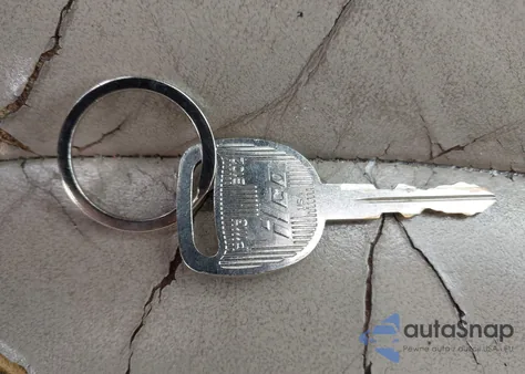 2006 Saturn Vue V6 z USA, uszkodzony, nr VIN 5GZCZ53406S810853